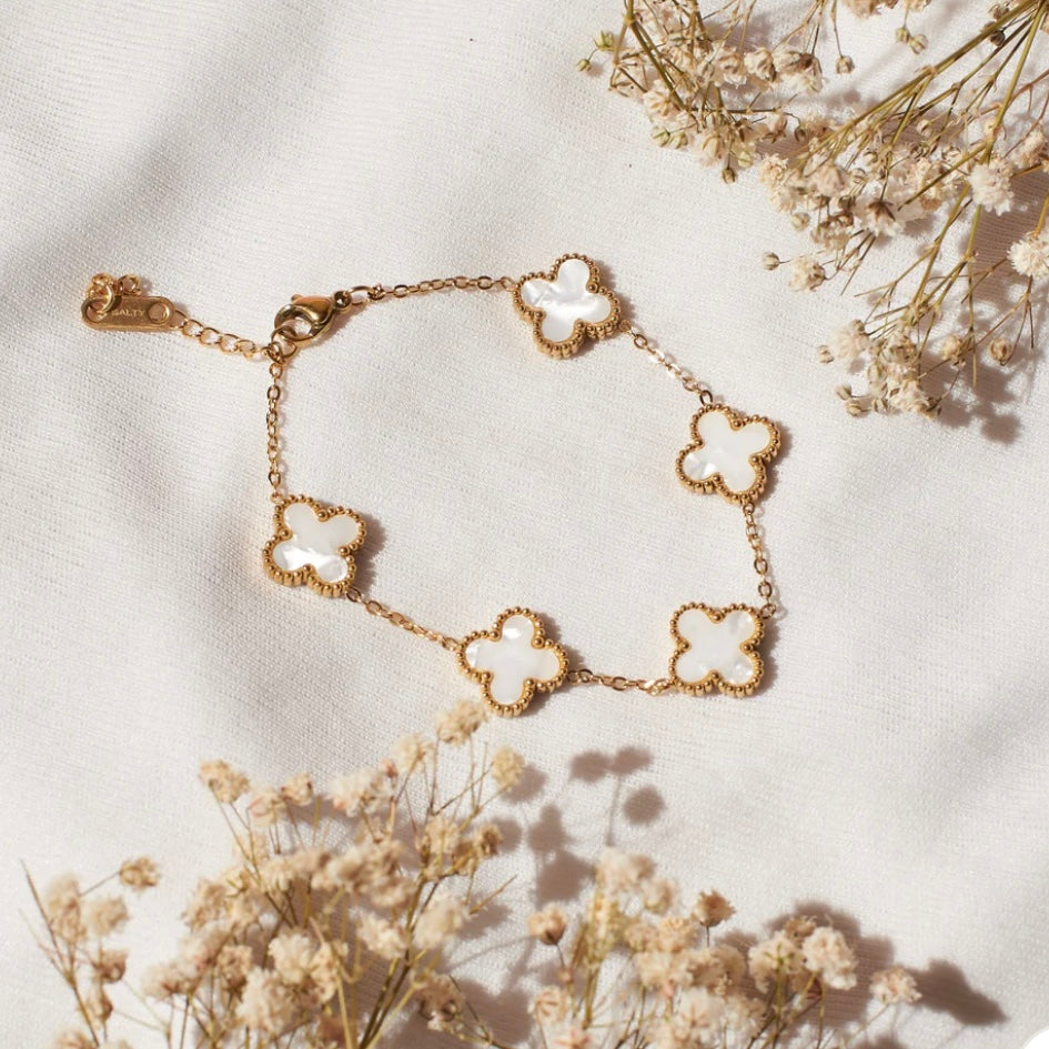 White Clover set