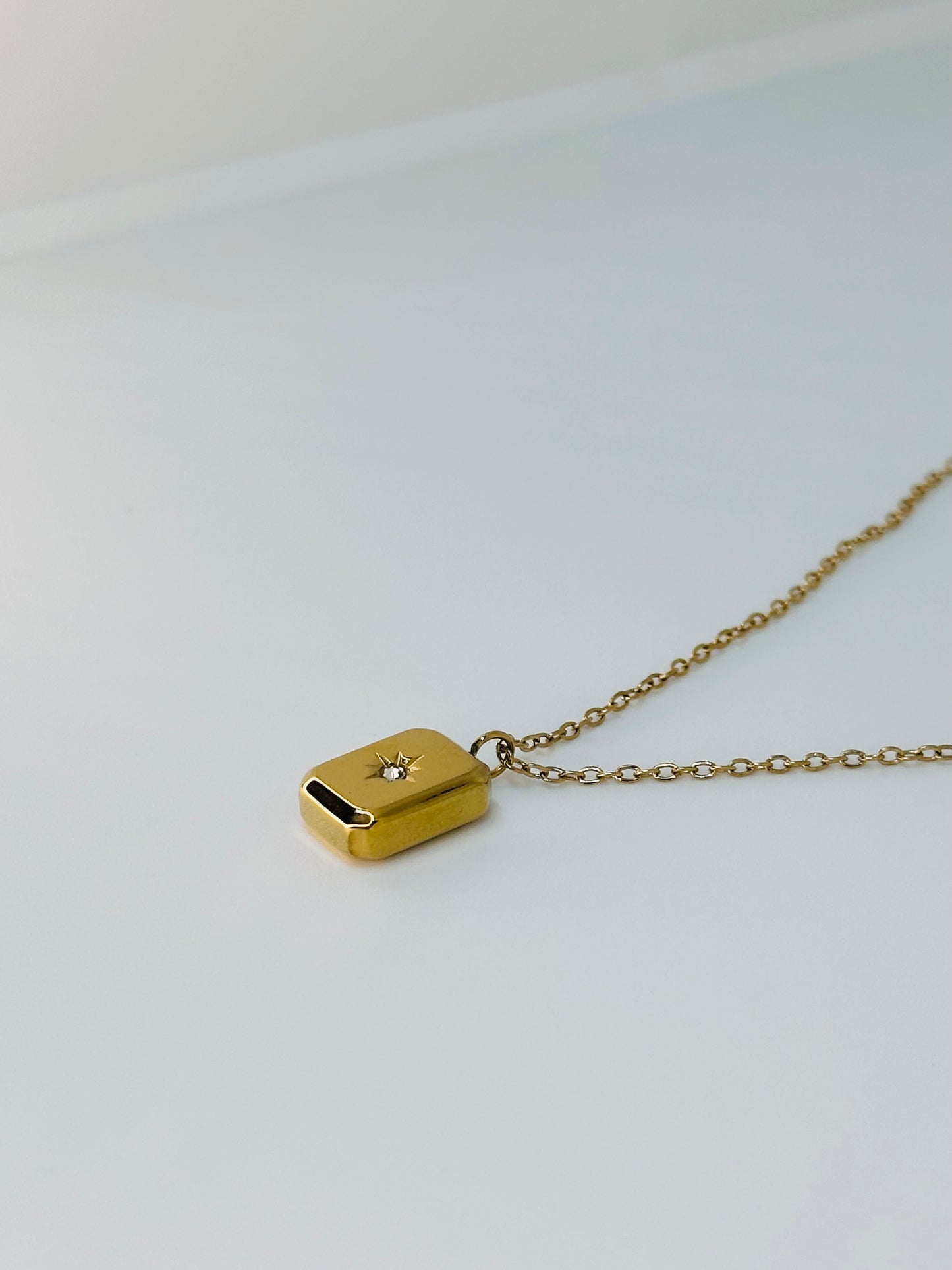 Noris Necklace