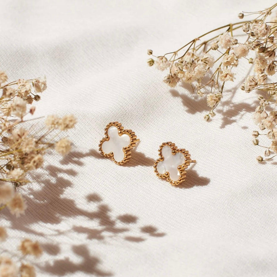 White Clover set