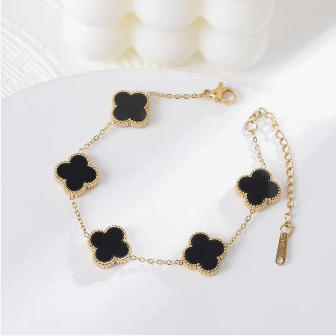 Black Clover Set