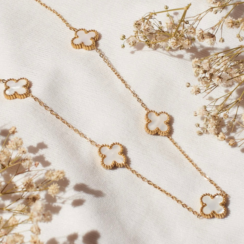 White Clover set
