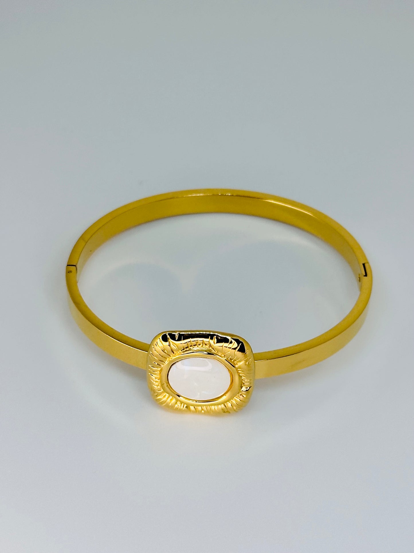 White Retro Kada