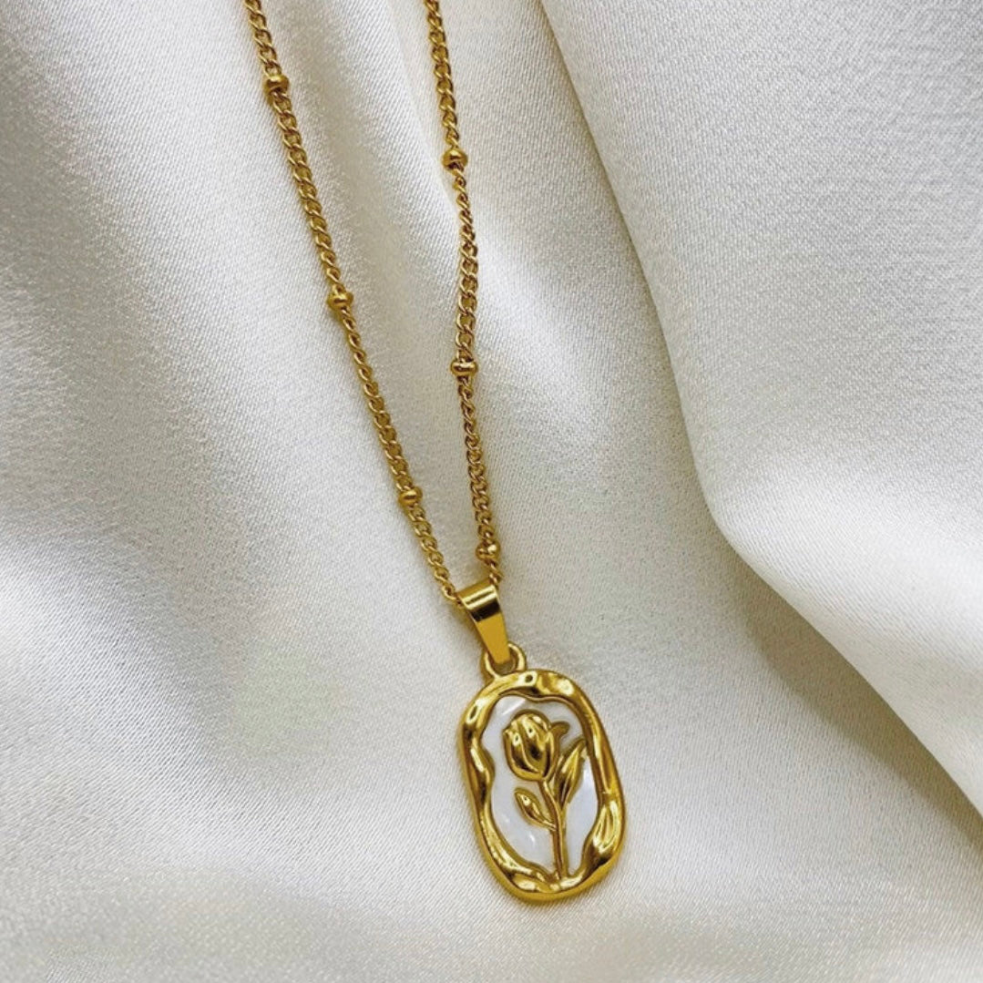 Rose Necklace