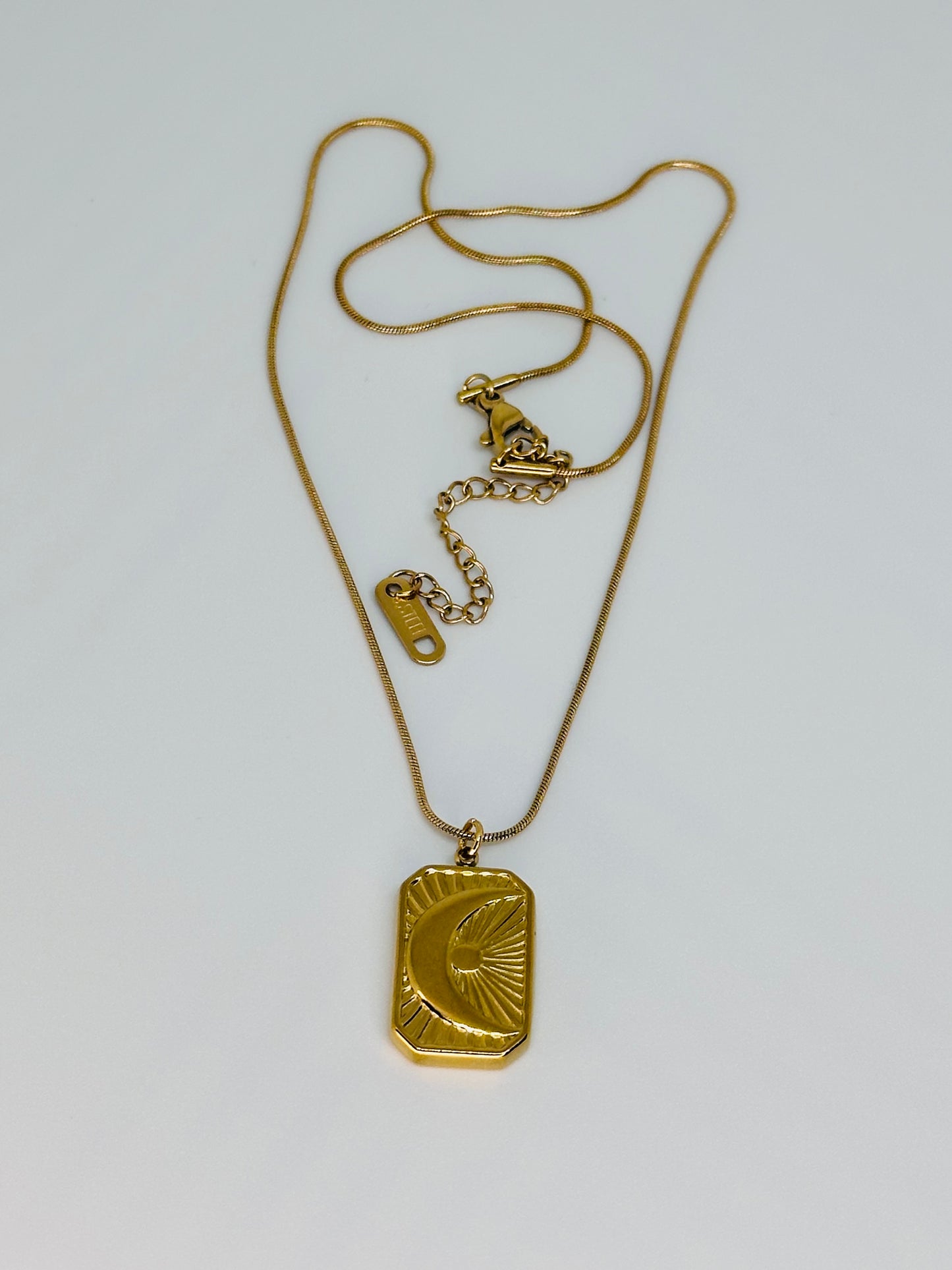Viral Moon Necklace