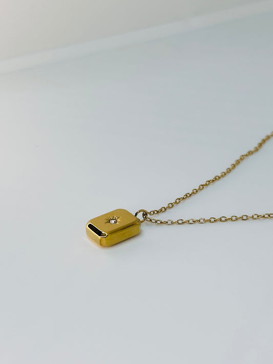 Noris Necklace