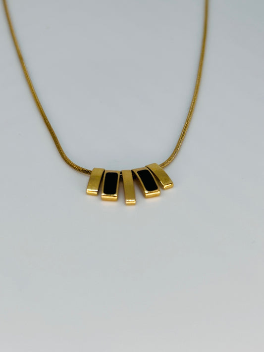 Amara Dainty Necklace