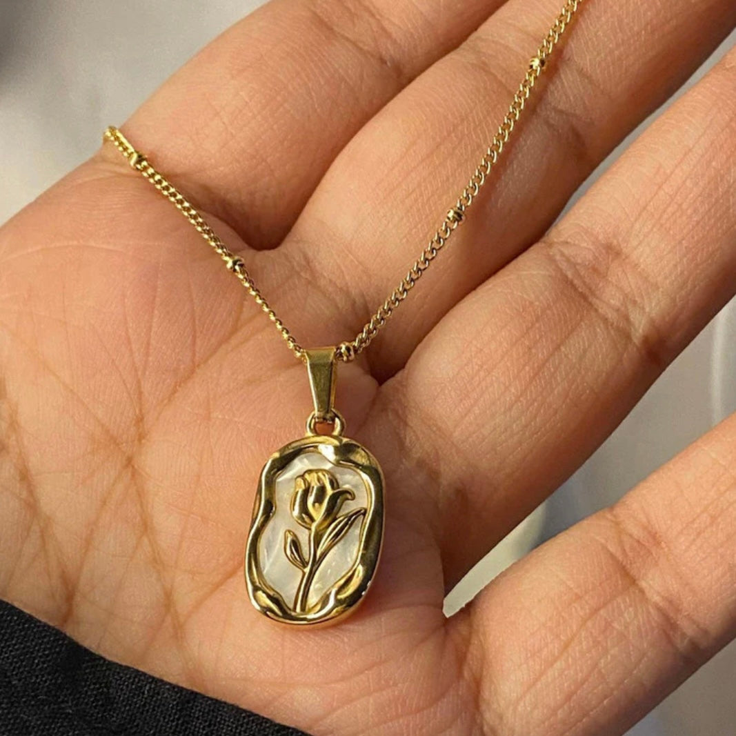 Rose Necklace